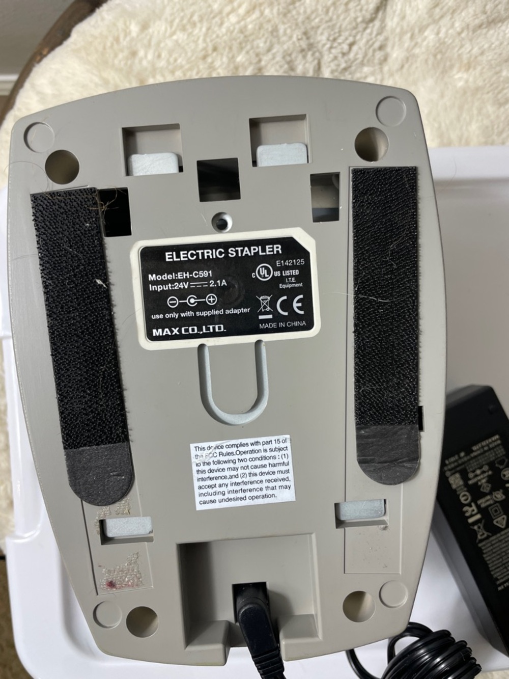 Electrical stapler NWT - Picture 4 of 5